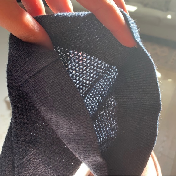 Wilfred Navy Mesh Knitted Cardigan Size XS - Picture 2 of 5